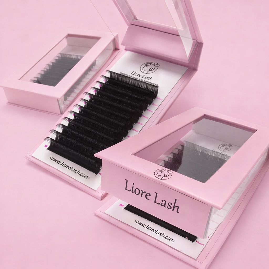 Publication Instagram de @liore_lash: ✨ New Liore Lash Packaging Coming Soon✨ We’ve upgraded our lash packaging to…